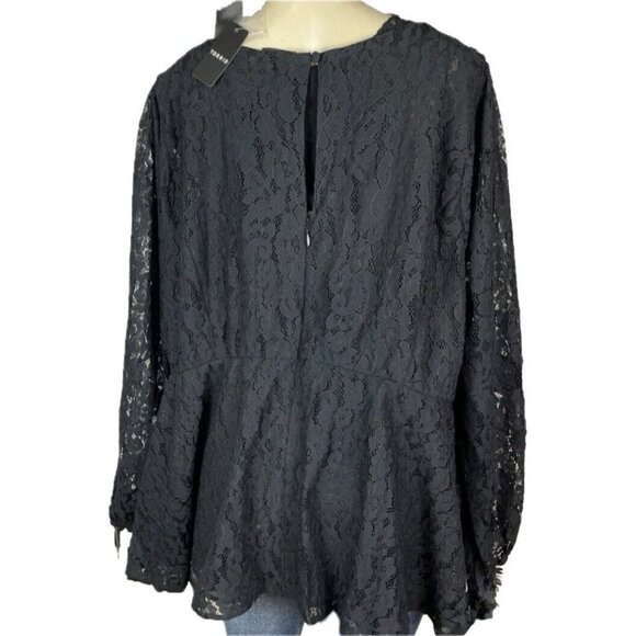 Torrid +6 Black Sweetheart Neckline Lace Lined Keyhole Long Sleeve Peplum Blouse - Picture 5 of 6